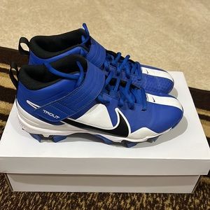 Worn 3x. Nike. Force Trout 7 Keystone. Baseball cleats. Size 7.
